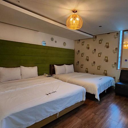 Gimhae Business Hotel K Εξωτερικό φωτογραφία