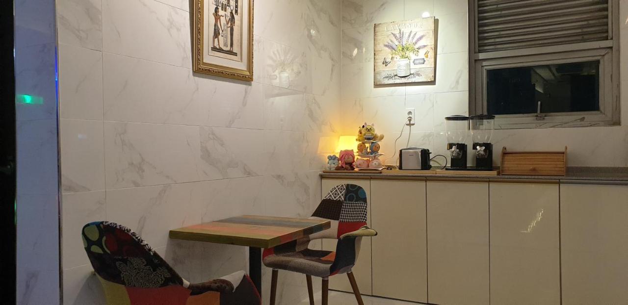 Gimhae Business Hotel K Εξωτερικό φωτογραφία