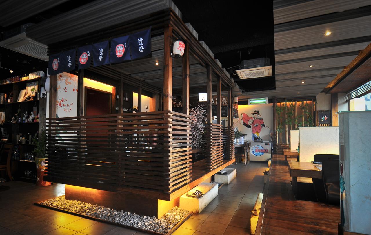 Gimhae Business Hotel K Εξωτερικό φωτογραφία