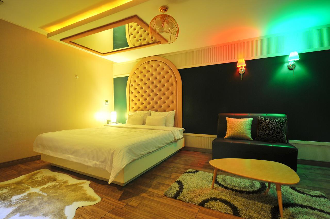 Gimhae Business Hotel K Εξωτερικό φωτογραφία