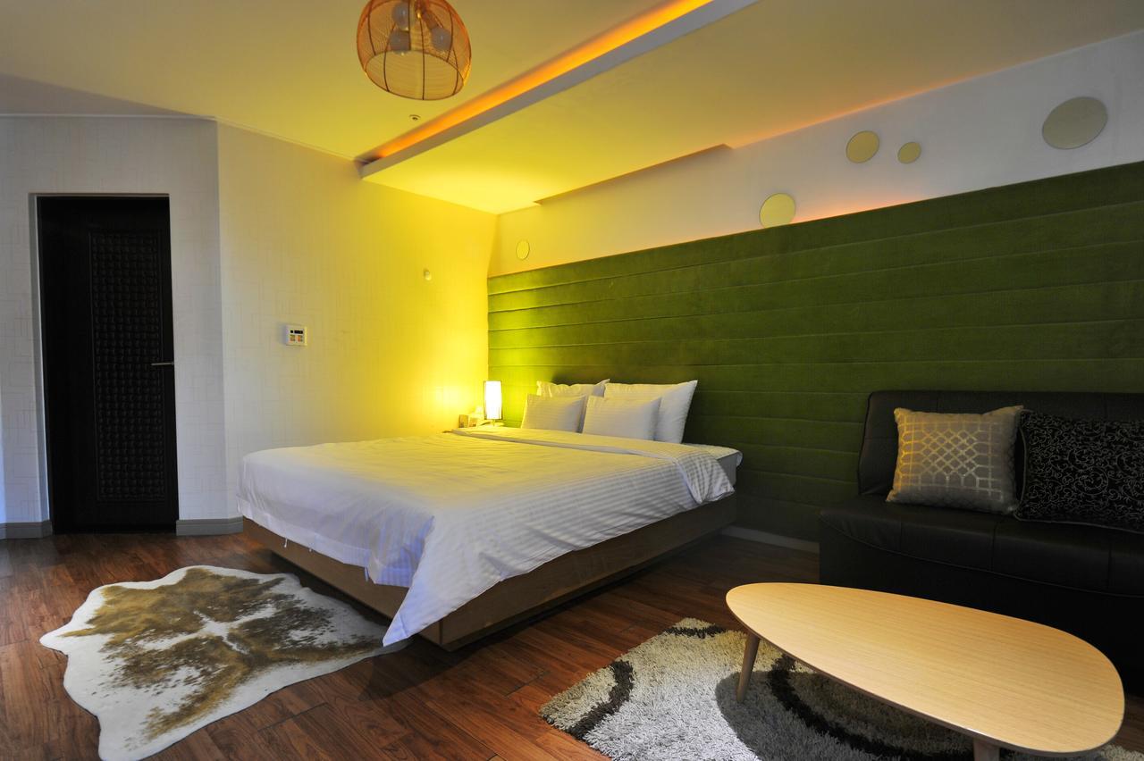 Gimhae Business Hotel K Εξωτερικό φωτογραφία