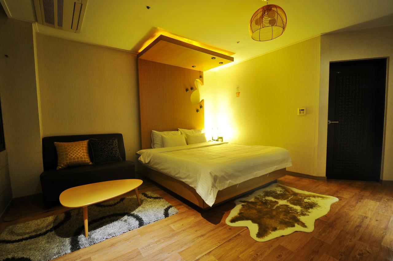 Gimhae Business Hotel K Εξωτερικό φωτογραφία