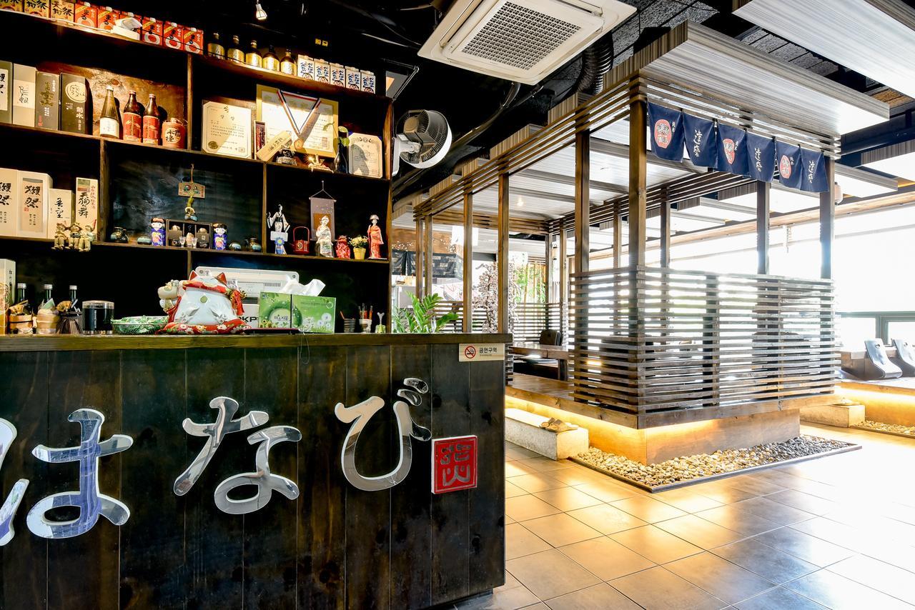Gimhae Business Hotel K Εξωτερικό φωτογραφία