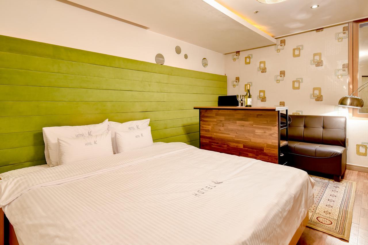 Gimhae Business Hotel K Εξωτερικό φωτογραφία